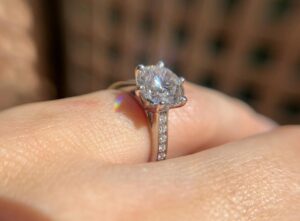 Perfect Diamond Cut for Your Engagement Ring - Jewels Duck